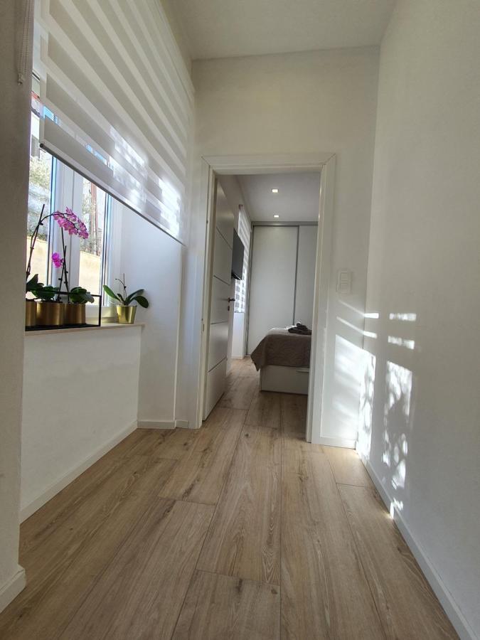 Connor Apartment Пула Екстериор снимка